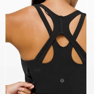 Lululemon Stash It Bra Black Size 6 Medium Support B/C Cup Zip Pocket